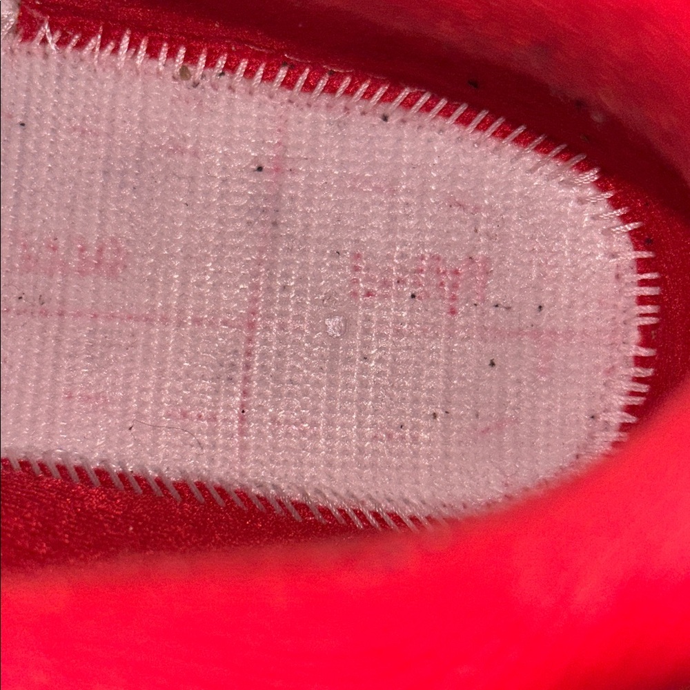 Jordan 4 Fire Red - Picture 12 of 13